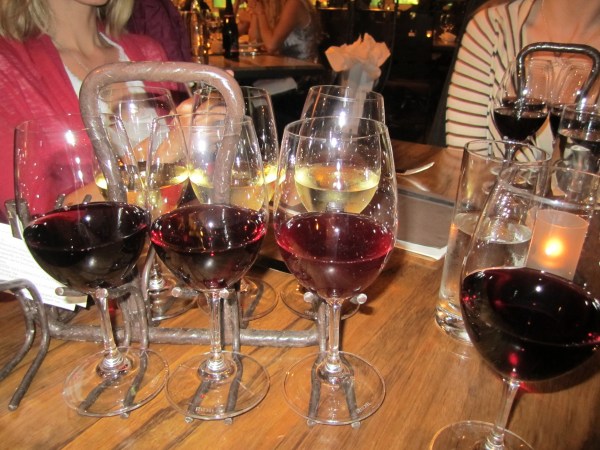 Purple Cafe and Wine Bar_1